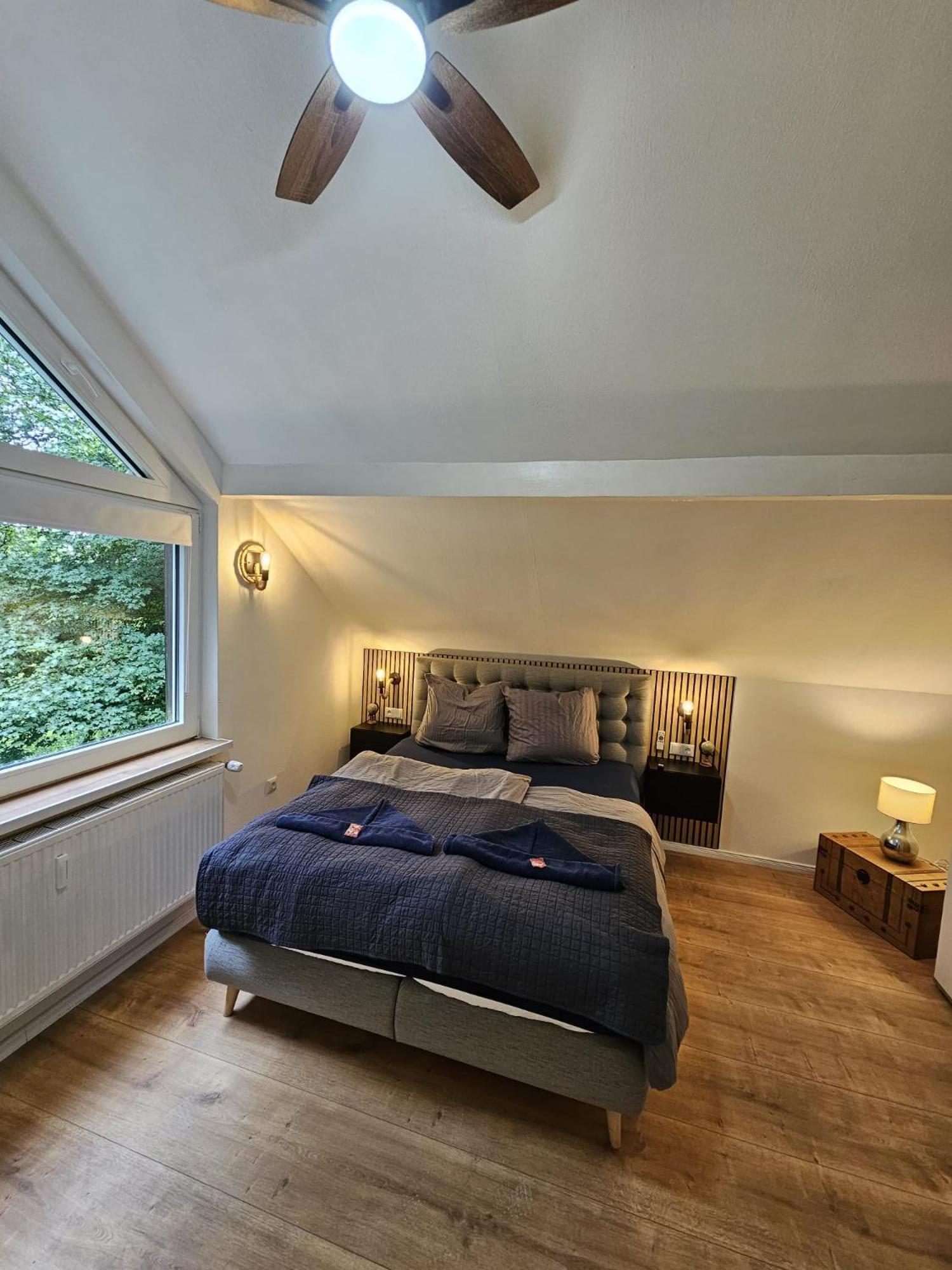 Tautraum Suite Mit Whirlpool Und Gruenem Ausblick Wilhelmshaven Ngoại thất bức ảnh